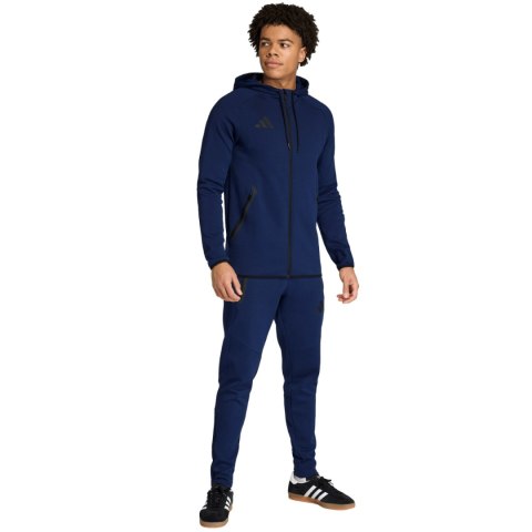 Spodnie męskie adidas Tiro 26 Travel Sweat Pant granatowe KF6073 S Adidas teamwear