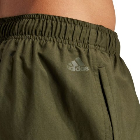 Spodenki kąpielowe męskie adidas Essentials Logo oliwkowe IX7566 Adidas Spodenki kąpielowe męskie adidas Essentials Logo oliwkowe IX7566 Adidas