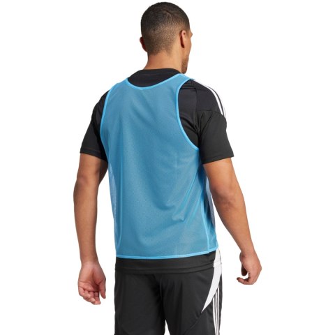 Znacznik adidas Training 24 BIB niebieski JF3243 Adidas teamwear Znacznik adidas Training 24 BIB niebieski JF3243 Adidas teamwear