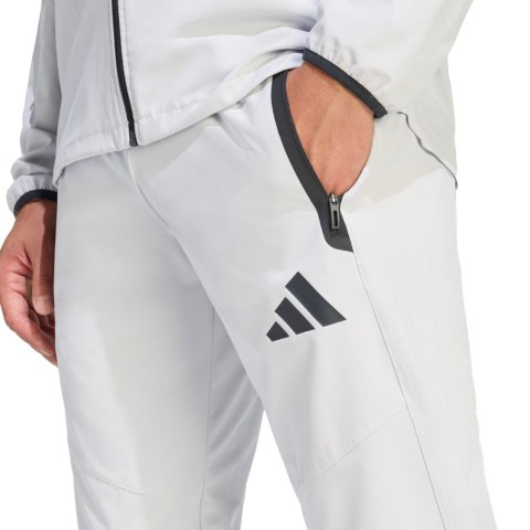 Spodnie męskie adidas Tiro 26 Travel Woven jasnoszare KE8363 XL Adidas teamwear