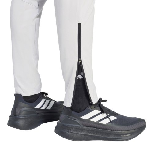 Spodnie męskie adidas Tiro 26 Travel Woven jasnoszare KE8363 L Adidas teamwear