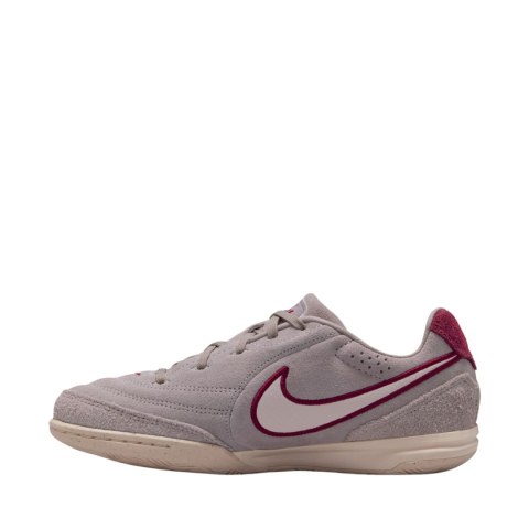 Buty piłkarskie dla dzieci Nike Tiempo Streetgato beżowe IO9608 216 36 Nike