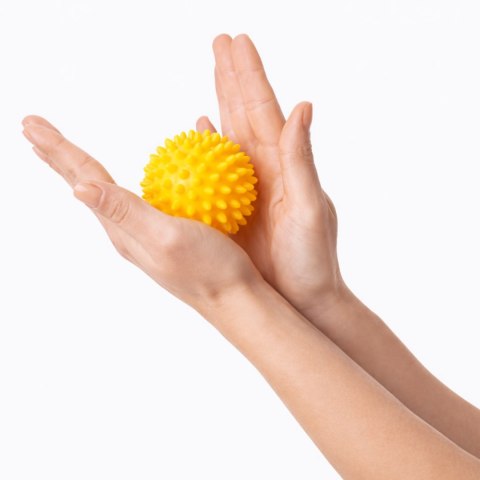 Piłka Fizjo Spiky do masażu i rehabilitacji 5,4 cm Tullo żółta REF855 AM Tullo