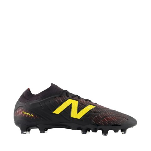 Buty piłkarskie New Balance Tekela Pro FG V5 czarne NBUT2FL2JW 43 New Balance