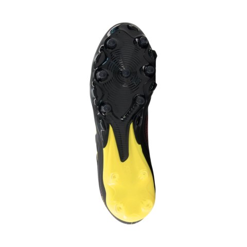 Buty piłkarskie New Balance Tekela Team FG V5 czarne NBUT3FL43H 41,5 New Balance