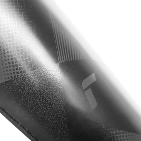 Ochraniacze piłkarskie Reusch Shin Guard Compact Lite czarne 5577047 7060 Reusch Ochraniacze piłkarskie Reusch Shin Guard Compact Lite czarne 5577047 7060 Reusch