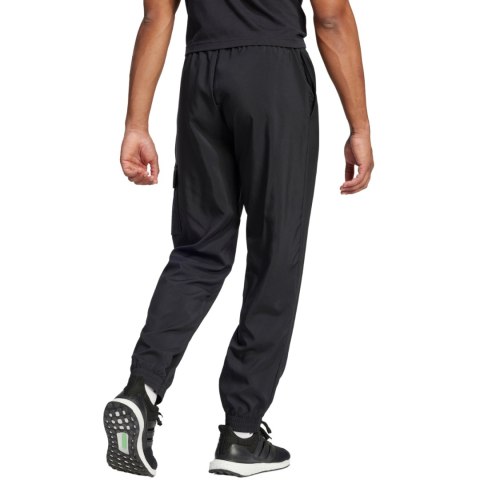 Spodnie męskie adidas Essentials Small Logo Cargo czarne JF3538 Adidas Spodnie męskie adidas Essentials Small Logo Cargo czarne JF3538 Adidas