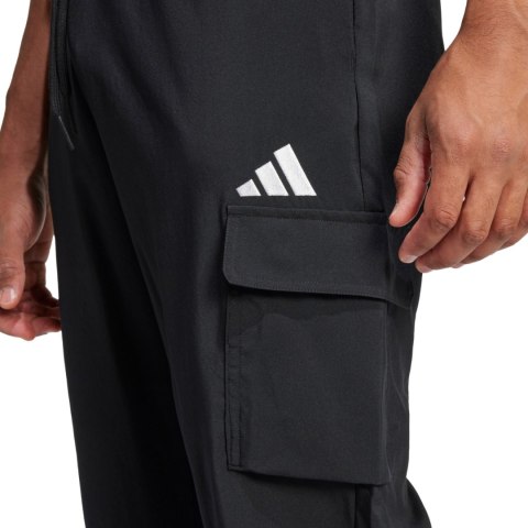 Spodnie męskie adidas Essentials Small Logo Cargo czarne JF3538 Adidas Spodnie męskie adidas Essentials Small Logo Cargo czarne JF3538 Adidas