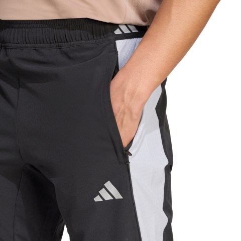 Spodnie męskie adidas Tech Apparel czarne JY3550 S Adidas