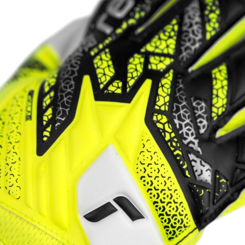 Rękawice bramkarskie Reusch Attrakt Grip Junior żółto-czarne 5572815 2014 Reusch