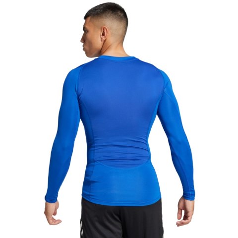 Koszulka męska adidas Techfit Long Sleeve Tee niebieska JP2921 Adidas teamwear Koszulka męska adidas Techfit Long Sleeve Tee niebieska JP2921 Adidas teamwear