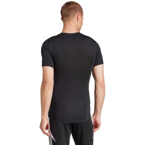 Koszulka męska adidas Techfit Short Sleeve Tee czarna JP4674 Adidas teamwear