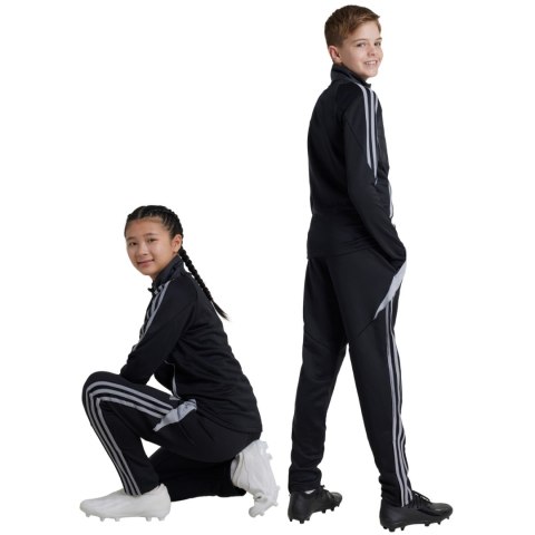 Spodnie dla dzieci adidas Tiro 24 Winterized czarne IM9975 Adidas teamwear Spodnie dla dzieci adidas Tiro 24 Winterized czarne IM9975 Adidas teamwear