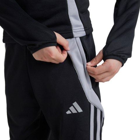 Spodnie dla dzieci adidas Tiro 24 Winterized czarne IM9975 Adidas teamwear Spodnie dla dzieci adidas Tiro 24 Winterized czarne IM9975 Adidas teamwear