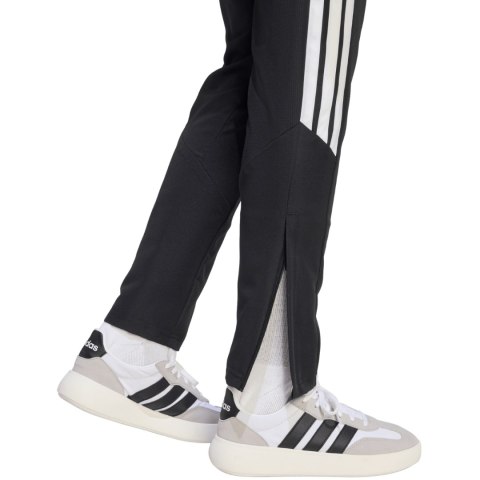 Spodnie dla dzieci adidas Tiro 26 League Presentation czarne KA6418 128cm Adidas teamwear