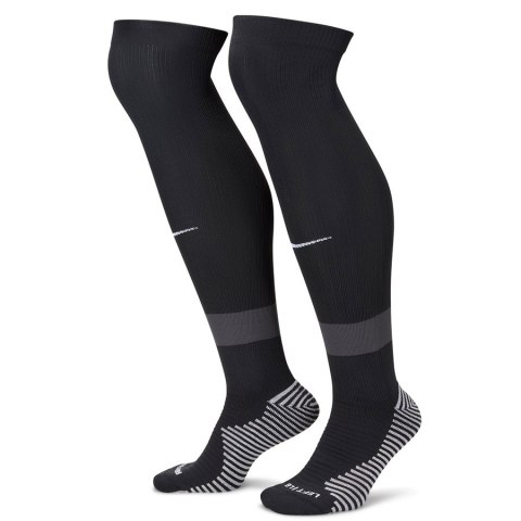 Getry Nike Strike FQ8253-010 czarny S Nike