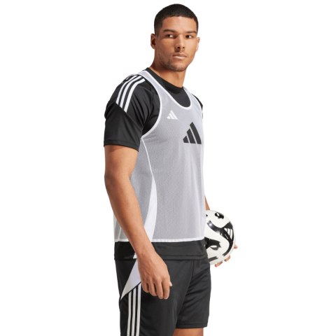Znacznik adidas Training 24 BIB biały JF3242 S Adidas teamwear