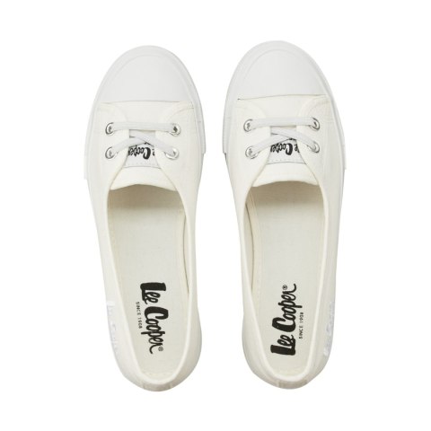 Buty damskie Lee Cooper białe LCW-26-31-4356LA 38 Lee Cooper