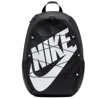 Plecak Nike Heritage Sweep IO8733-010 21 L czarny Nike