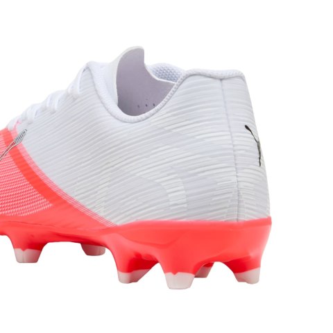 Buty piłkarskie Puma Ultra 7 Play FG/AG 109146 01 41 Puma