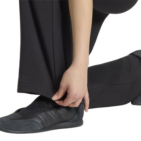 Spodnie adidas Seasonal Essentials Satin KS2789 czarny L Adidas