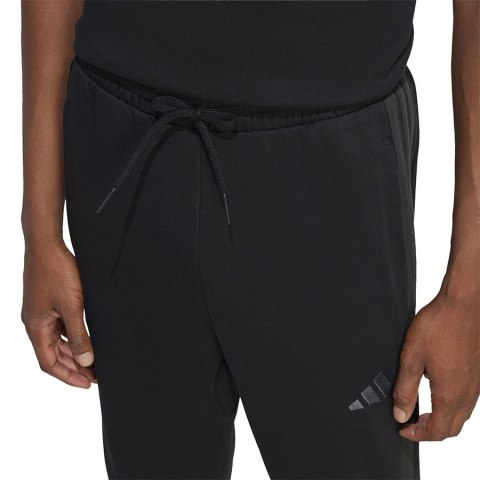 Spodnie adidas Essentials Fleece Pants KE7273 czarny M Adidas