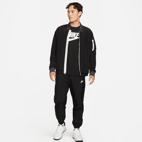T-Shirt Nike Sportswear AR5004-010 czarny L Nike